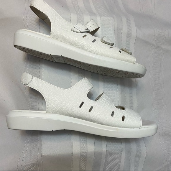 White Peeble Grain Womens Breeze Walker-Air Cell Cushion Insole -Size 9 EUC - Picture 4 of 8